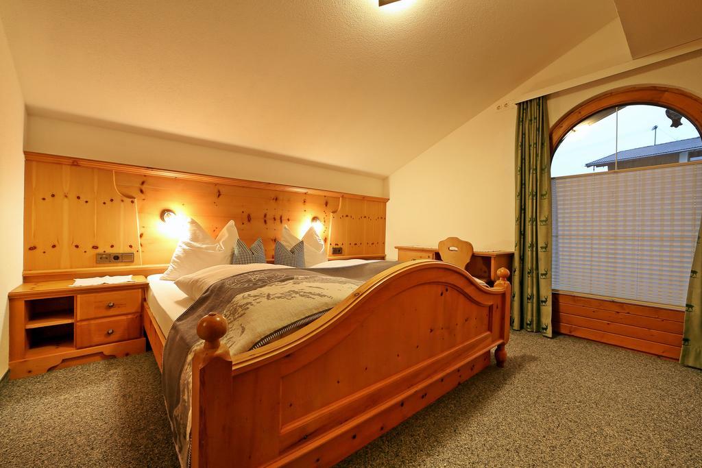 Landhaus & Apartment Taxach Ried im Zillertal Exterior foto