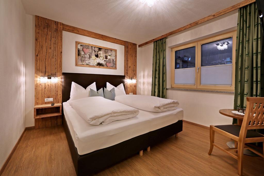 Landhaus & Apartment Taxach Ried im Zillertal Exterior foto