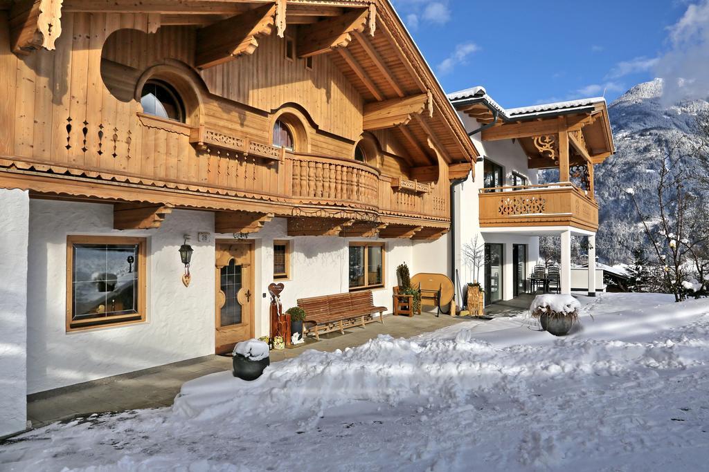 Landhaus & Apartment Taxach Ried im Zillertal Exterior foto