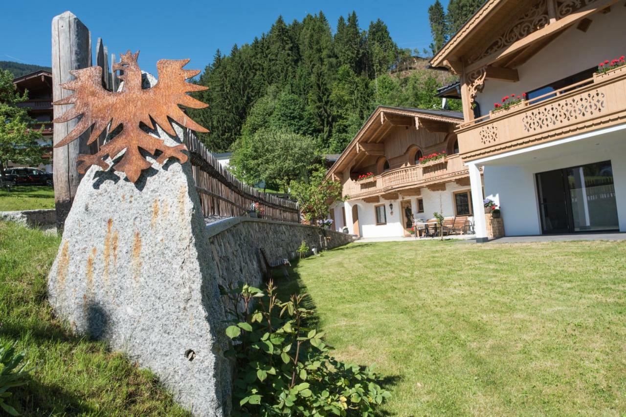 Landhaus & Apartment Taxach Ried im Zillertal Exterior foto